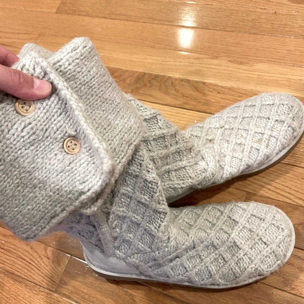 Women’s Ugg Classic Cardy Sweater Boot